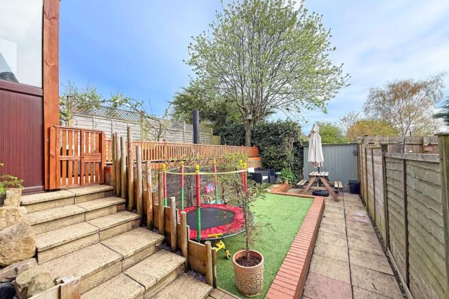 3 bed Semi-Detached for sale Image 12
