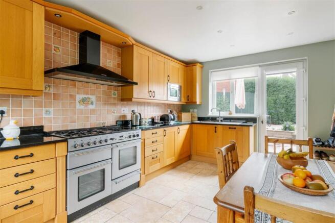 Kitchen-3.jpg