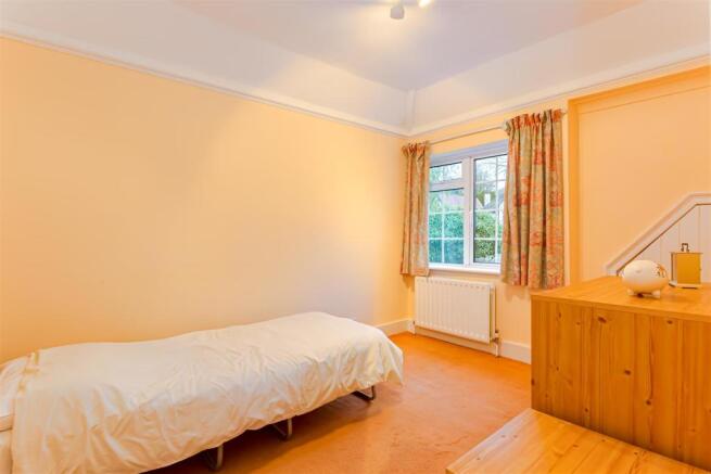 house-nork-way-banstead-137.jpg