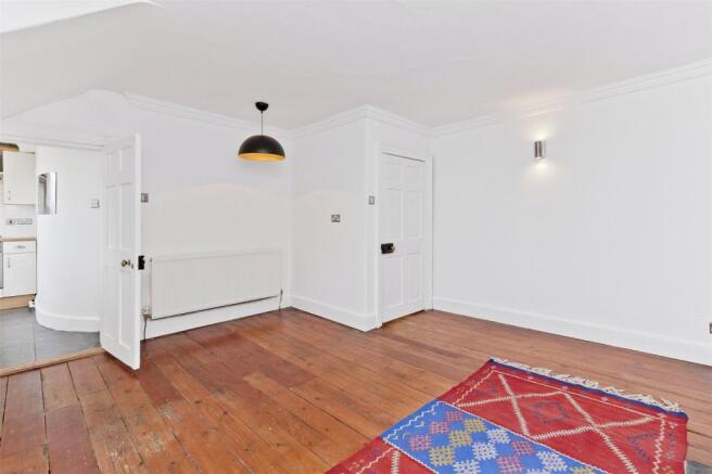 Lounge/Kitchen