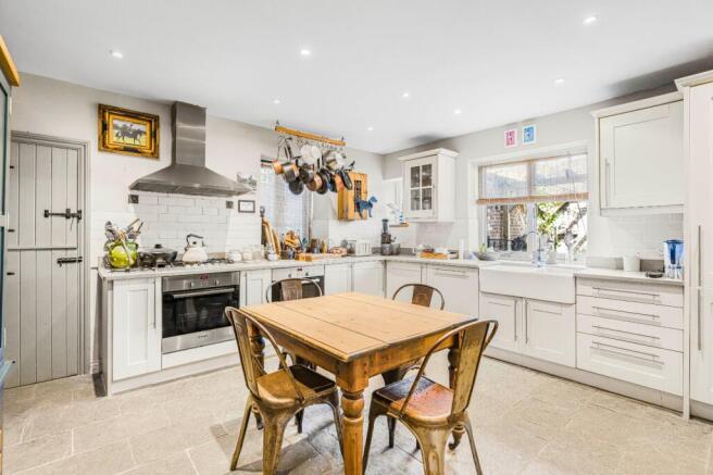 Kitchen/Breakfast