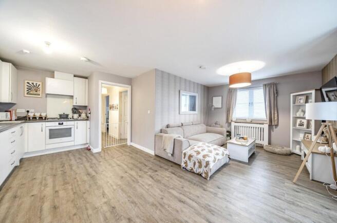 1410156-5-698b4d5...