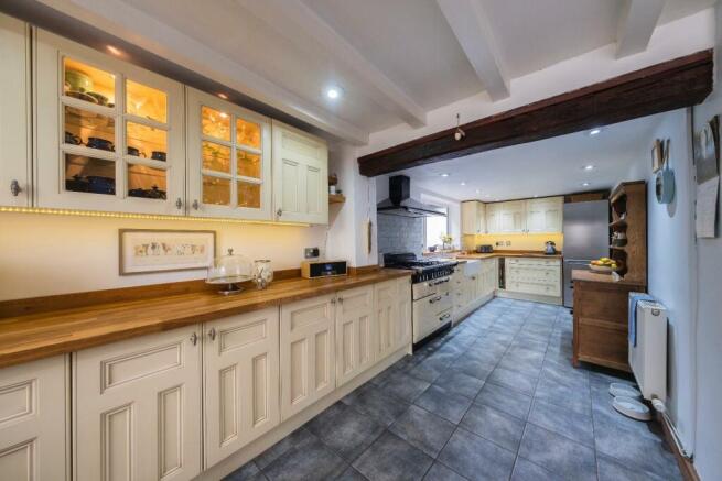 Primrose Cottage-001.JPG