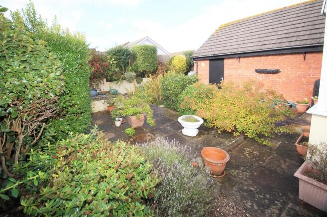 Rear Garden..jpg
