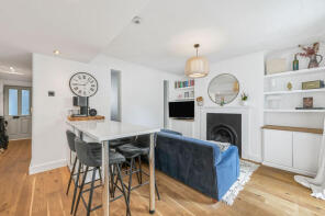Flat Basement, 46, Tonsley Hill, London SW18 1BB