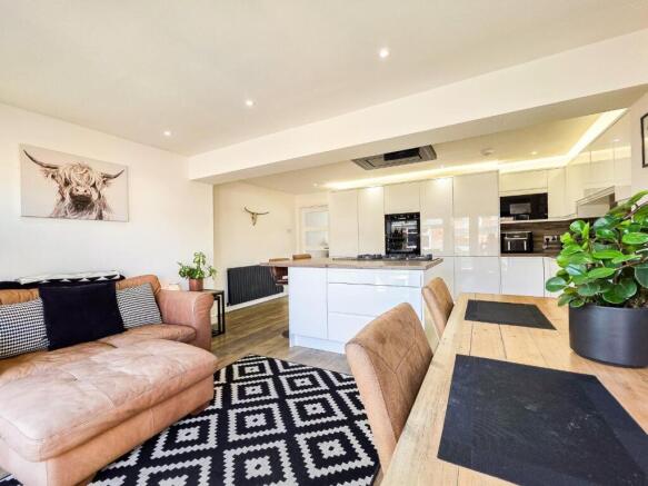 Kitchen - family room.jpg