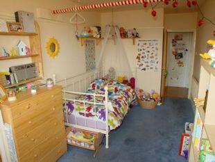 2nd Photo of Bed 2