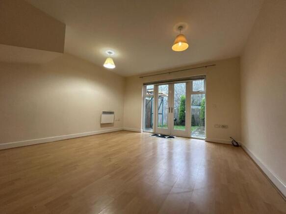 Coach House Mews, Warwick photo 4
