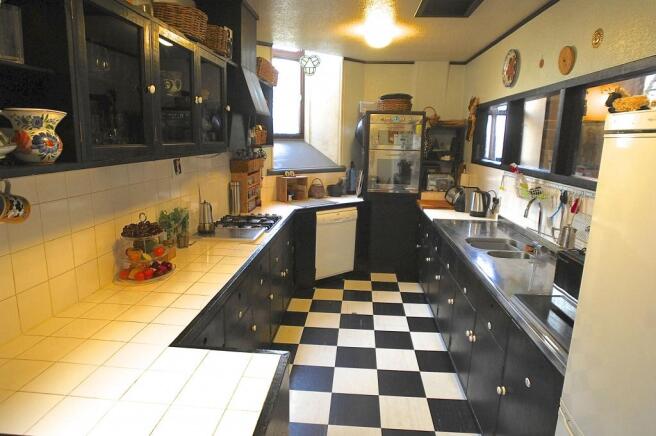 Photo 12