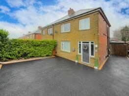 16, Field Head Lane, Birstall, Batley WF17 9BH