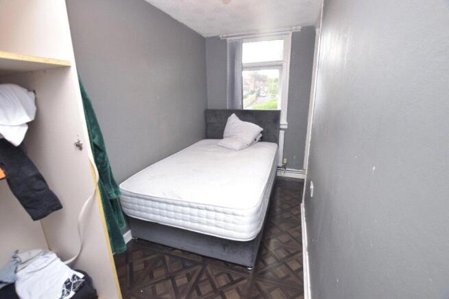 3 bed Town House for sale Image 10