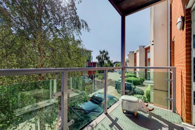 3_Balcony-1.jpg