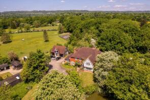 Bramber, Eggpie Lane, Hildenborough, Tonbridge TN11 8PE