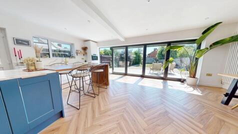 Williams Terrace, Daventry, NN11 9EP