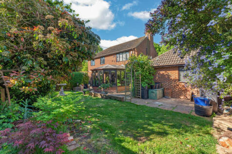 NN10, Bedford Road, Rushden