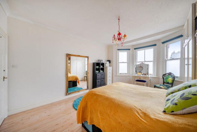 1400239-16-697213...