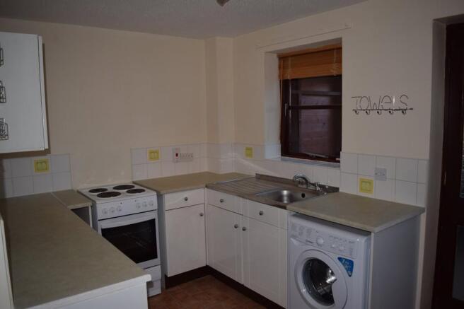 Kitchen with appl...