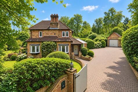 Cherry Tree Lane, Fulmer, SL3