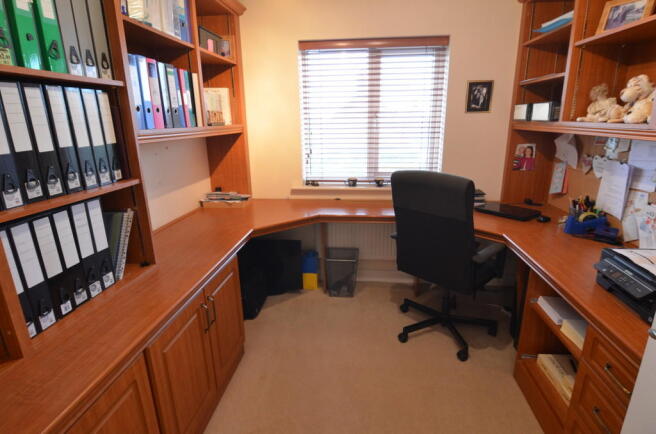 Photo 18