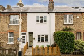 23, Ridley Avenue, London W13 9XW