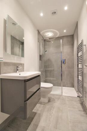 2 bed Apartment for sale Image 9