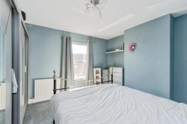 2 bed Terraced for sale Image 9