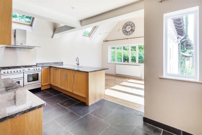 house. estate agency Abinger Hammer