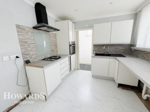 Olive Road, Great Yarmouth photo 2