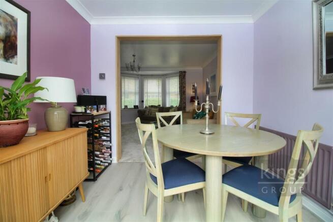 Diningroom one.jpg