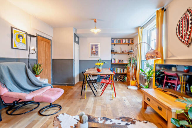 8455081-interior05-800