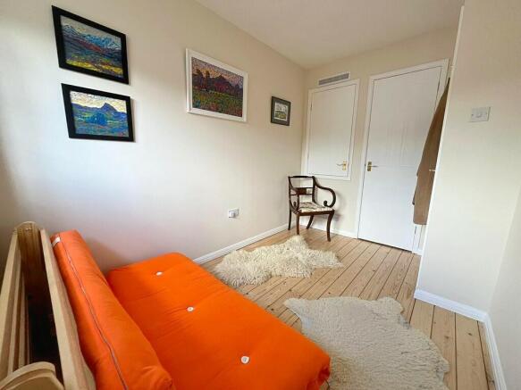Bed 2 to wardrobe