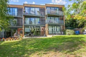 Flat 4, 2a Raymond House, Old Park Road, London N13 4RE