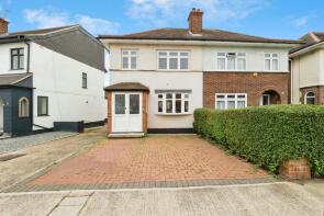 53, Lowshoe Lane, Romford RM5 2AA
