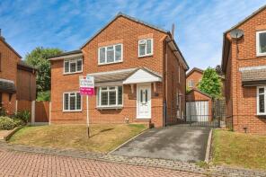 14, King George Croft, Morley LS27 8LJ