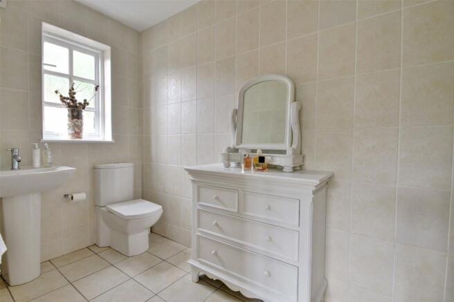 Ensuite