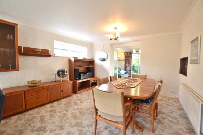 Dining Room.JPG