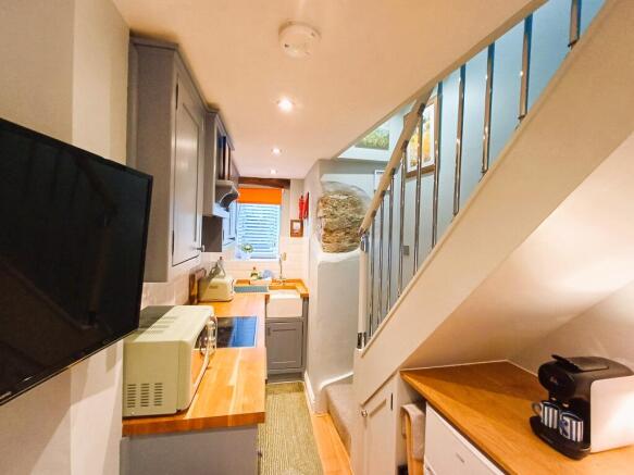 1 bed Terraced for sale Image 8