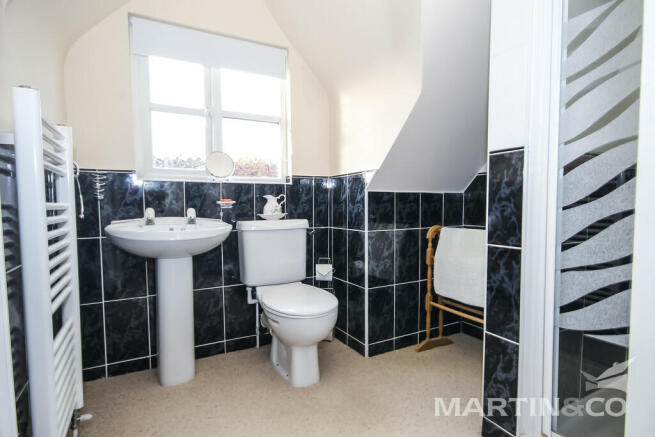 Ensuite