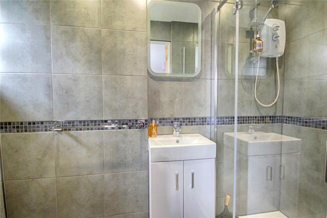 En-Suite Shower /Wc