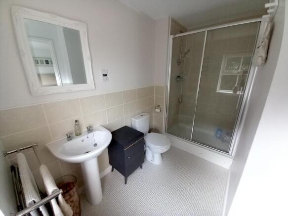 Ensuite
