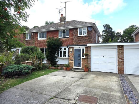 2-bed semi-detached on Antrim Road, Woodley, RG5, £430,000