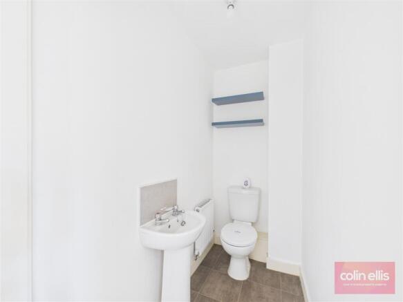 2 bed Terraced for sale Image 5