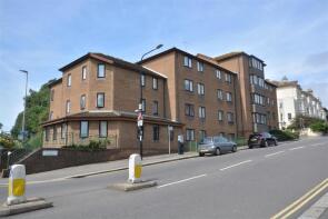 Flat 41, Holmebury House, Holmesdale Gardens, Hastings TN34 1LS