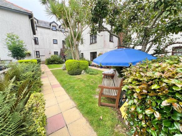 Communal Garden Area