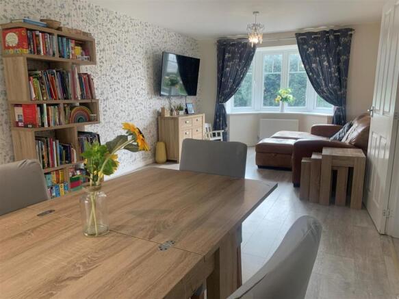 Lounge/Diner