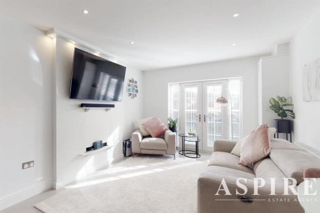 Aspire Estate Agents Benfleet 6.jpg