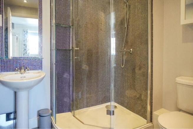 Master En-suite