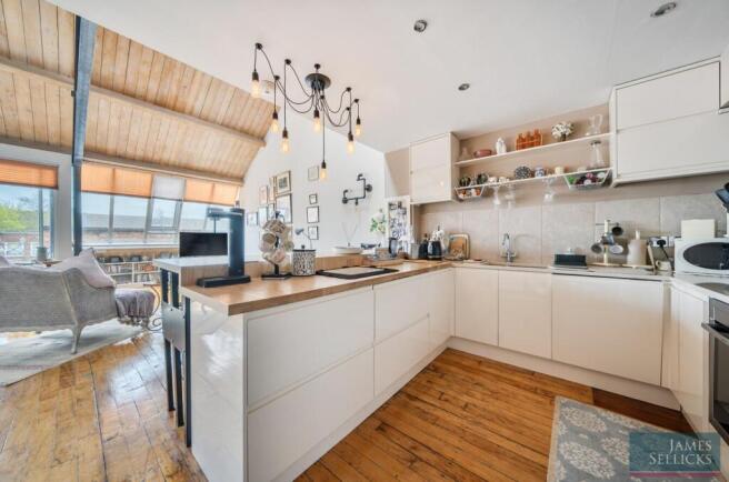 Open plan living/dining area & kitchen