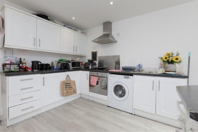 4 bed Block of Apartments for sale Image 8