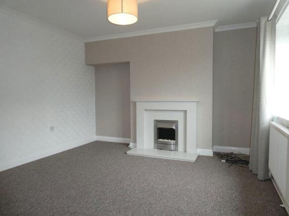 3 bed Semi-Detached to rent Image 7